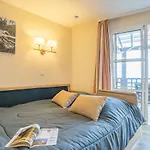 L'esquinade - E3 333 By Interhome شقة