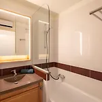 L'esquinade - E3 333 By Interhome شقة *