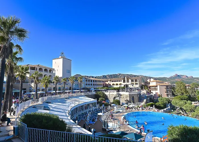 L'esquinade - E3 333 By Interhome *