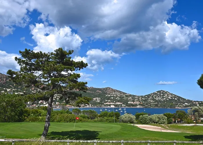 L'esquinade - E3 333 By Interhome *